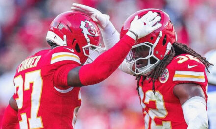 Los Chiefs remontaron un déficit de 11 puntos para vencer a los Colts 23-20