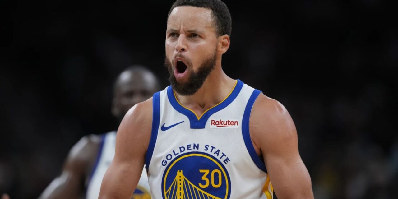 Los 46 puntos de Curry lideran a los Warriors a una victoria por 125-120 sobre los Spurs