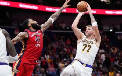Doncic, Ayton y Reaves guían a Lakers a triunfo sobre Pelicans y a foja de 2-0 en Copa NBA