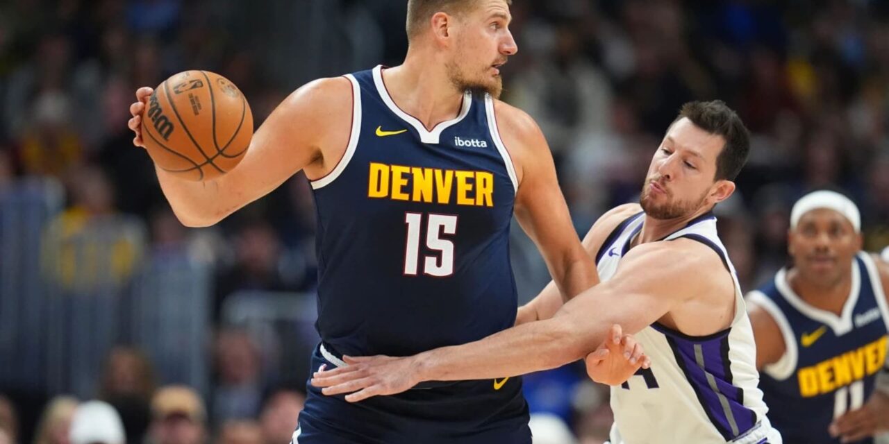 Jokic anota 34 puntos, su mejor marca de la temporada, para liderar a los Nuggets en la victoria sobre los Kings por 130-124