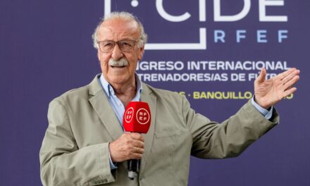 Del Bosque: «Estar en el Real Madrid es más fácil que estar en otros equipos»