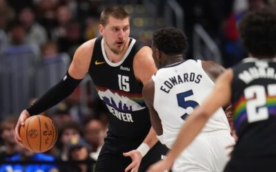 Jokic logra triple doble con 56 puntos en Navidad y Nuggets vencen a Timberwolves en prórroga