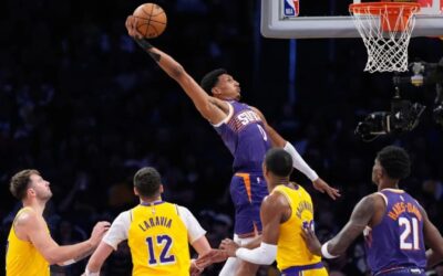 Suns rompen racha de siete victorias de Lakers con triunfo 125-108 pese a quedarse sin Booker