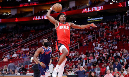 Thompson suma 20 puntos, 9 rebotes y 8 asistencias, Rockets vencen a Clippers 115-113