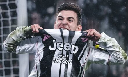 Juventus vence 2-uno a Roma y queda a un punto del top cuatro en la Serie A