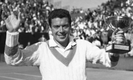 Falleció Nicola Pietrangeli, el máximo tenista italiano antes de Jannik Sinner. Tenía 92 años