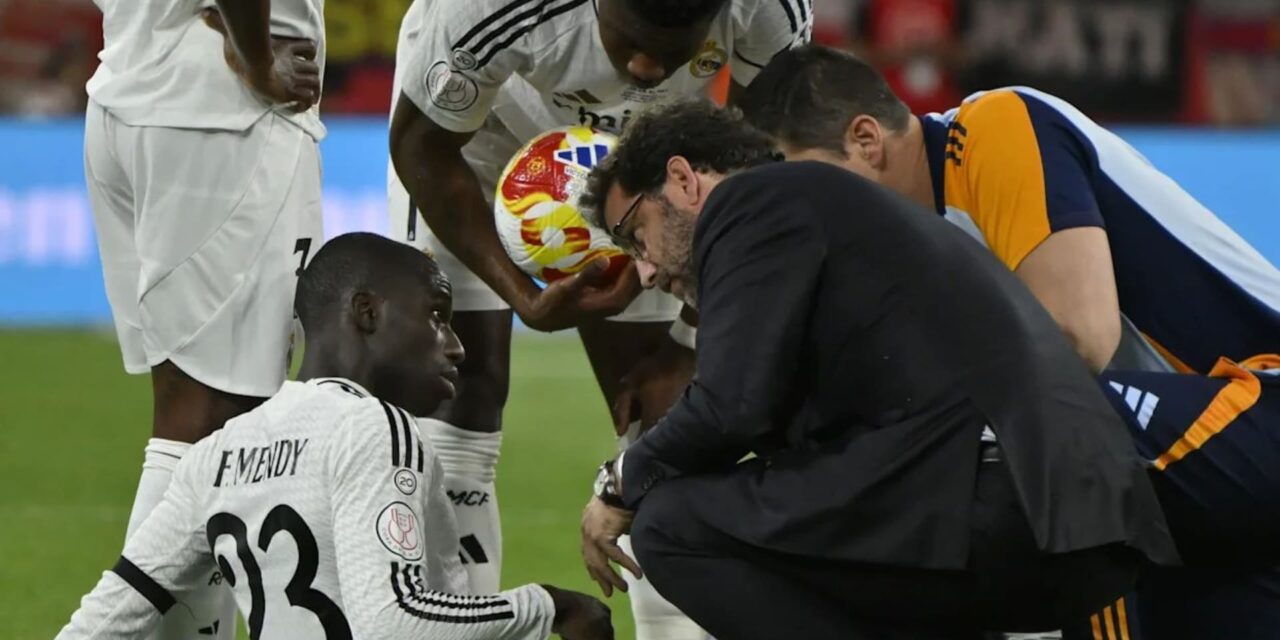 Mendy vuelve a sufrir una lesión muscular y se despide de 2025