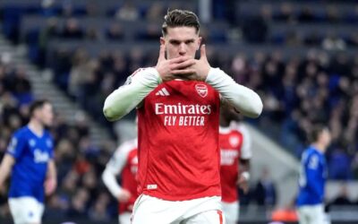 Arsenal gana y asegura pasar la Navidad en el primer lugar de la Liga Premier