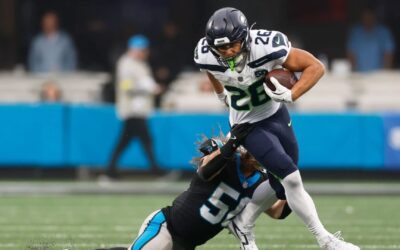 Seahawks se acercan al primer puesto de la NFC con victoria 27-10 sobre Panthers