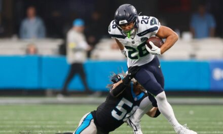 Seahawks se acercan al primer puesto de la NFC con victoria 27-10 sobre Panthers