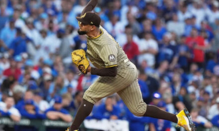 Robert Suárez y los Bravos de Atlanta llegan a un acuerdo de 45 millones de dólares por 3 años.