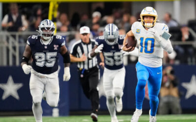 Justin Herbert impulsa a los Chargers hacia los playoffs con victoria 34-17 sobre Cowboys