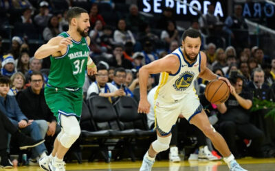 Stephen Curry y Jimmy Butler brillan en victoria navideña de Warriors, 126-116 sobre Mavericks