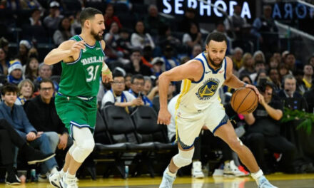 Stephen Curry y Jimmy Butler brillan en victoria navideña de Warriors, 126-116 sobre Mavericks