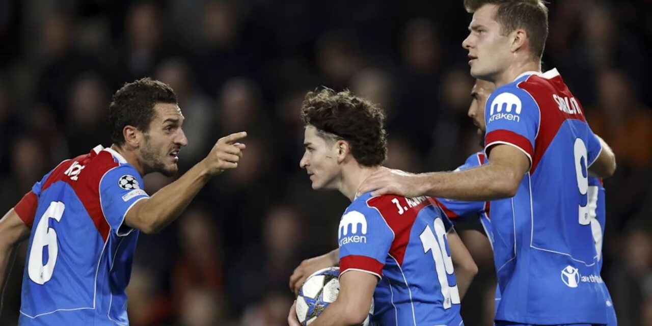 El Atlético resurge y sufre en Eindhoven