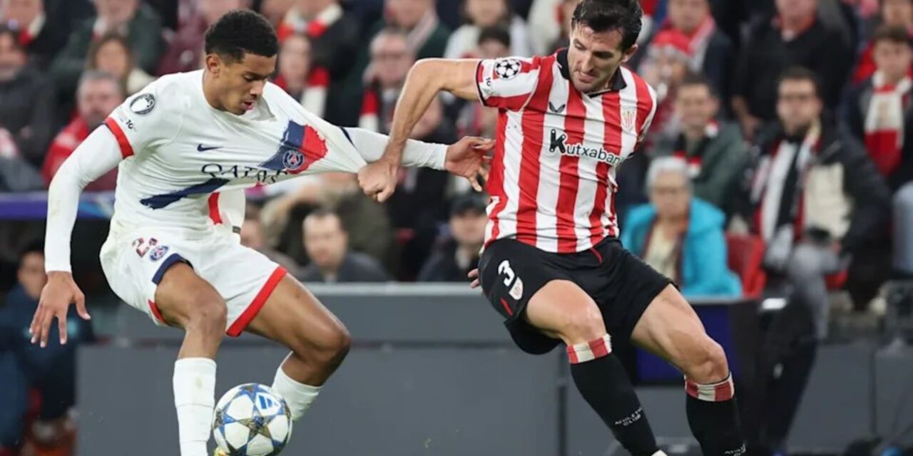 Unai Simon mantiene a flote la esperanza del Athletic