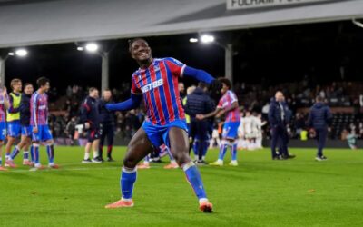 Guehi lleva al Crystal Palace al cuarto lugar en la Liga Premier con un gol tardío