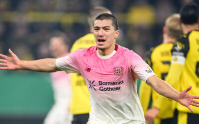 El Leverkusen asalta el Signal Iduna Park