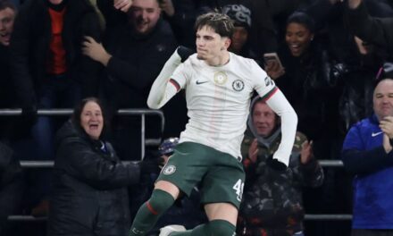 Chelsea avanza a semifinales de Copa de la Liga