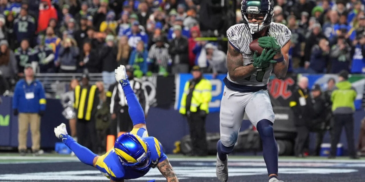 Seahawks remontan déficit de 16 puntos y sorprenden a Rams en tiempo extra para liderar división