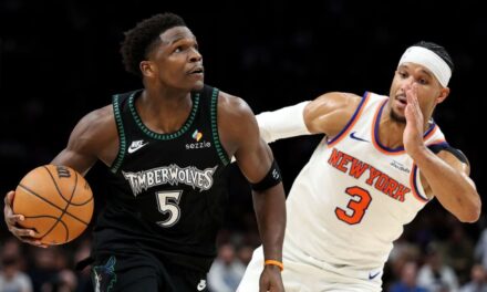 Timberwolves vencen por primera vez a Towns en triunfo 115-104 sobre Knicks