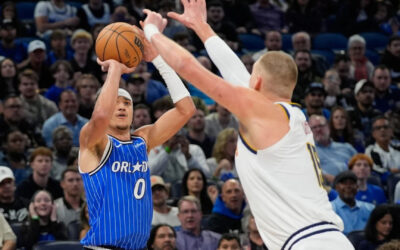 Black anota 38 puntos en triunfo 127-126 del Magic sobre Nuggets