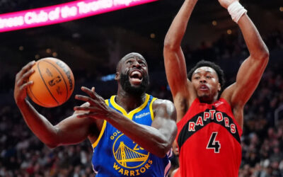 Barnes iguala el récord de los Raptors con 25 rebotes y logra un triple-doble en la victoria en tiempo extra sobre los Warriors.