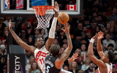 Jamal Shead anota 19 puntos y los Raptors remontan una desventaja de 21 para 107-106 al Magic