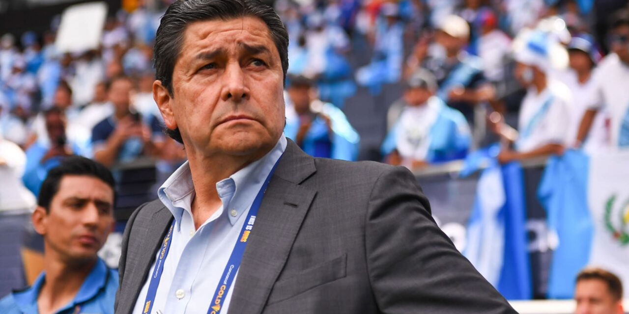 Luis Fernando Tena renueva con Guatemala hasta 2030