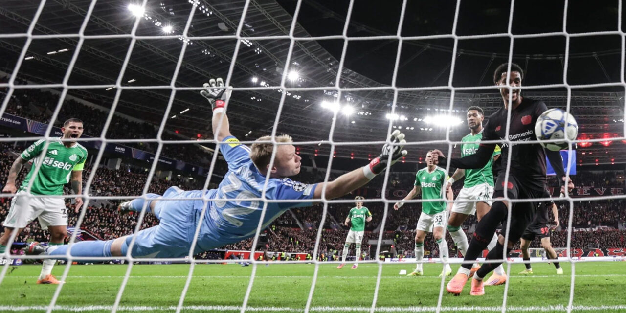 Grimaldo salva un punto para el Leverkusen