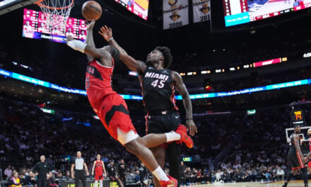 Raptors rompen racha de cuatro derrotas con victoria 106-96 sobre Heat