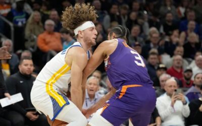 Goodwin anota tiro libre en último segundo y Suns vencen 99-98 a Warriors