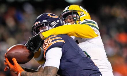 Williams conecta con Moore para conseguir triunfo en tiempo extra para Bears 22-16 ante Packers