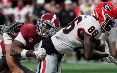 El número 3 Georgia pone fin a la rivalidad con el número 10 Alabama y vence 28-7 para ganar el campeonato de la SEC.