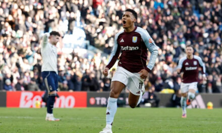 Villa vence 3-1 a Forest y sube al segundo lugar en la Liga Premier