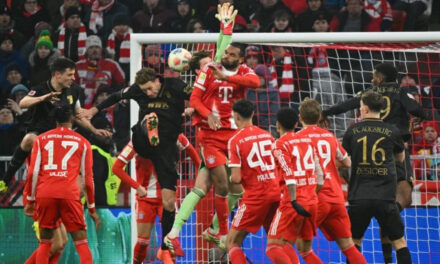 Bayern Múnich sufre su primera derrota en la Bundesliga al caer 2-1 con el Augsburg