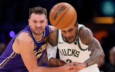 Bucks remontan para vencer a los Lakers