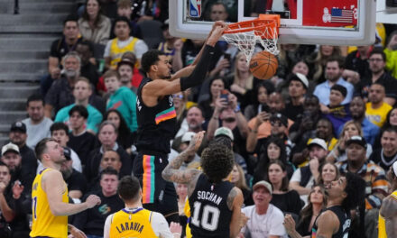 Johnson y Wembanyama impulsan a los Spurs a la victoria sobre los Lakers por 107-91, pese a los 38 puntos de Doncic