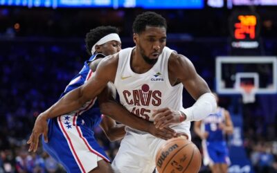 Mitchell suma 35 puntos para impulsar a los Cavs a la victoria sobre los 76ers por 133-107