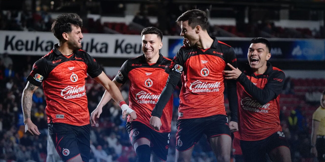 Xolos no tiene problemas para superar a Gallos