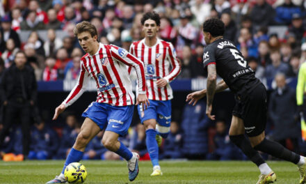 Atlético de Madrid vence 3-0 a Mallorca y recupera el tercer lugar en la liga española