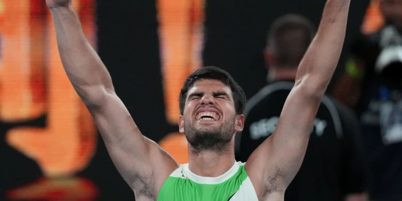 Alcaraz arrasa a De Miñaur