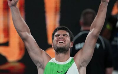 Alcaraz arrasa a De Miñaur