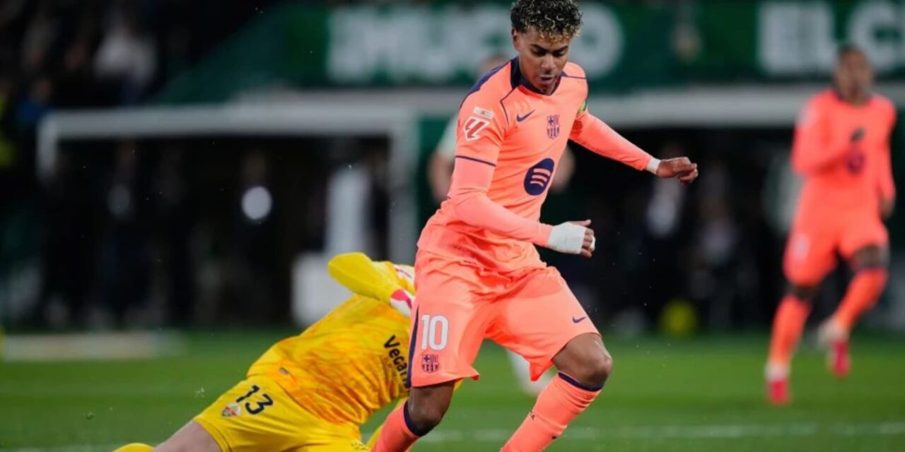 Yamal brilla de nuevo para el Barcelona en la victoria ante Elche en La Liga