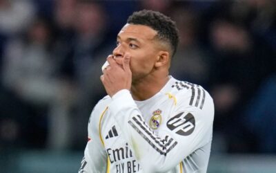 Real Madrid: Mbappé se pierde la Supercopa por lesión de rodilla