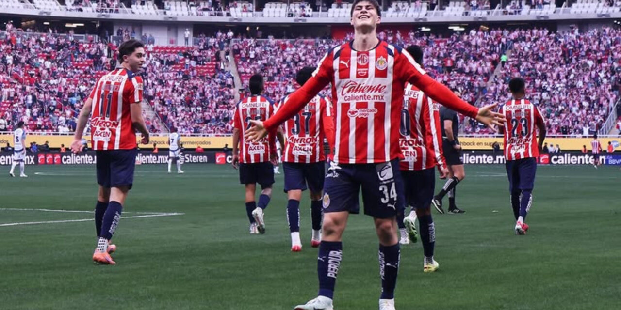 Chivas se estrena con victoria ante Pachuca