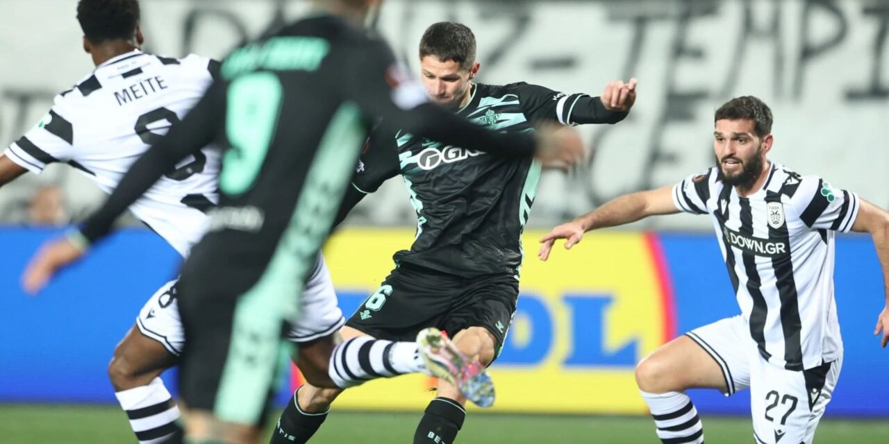 El Betis sufre la primera derrota y tendrá que esperar para el pase directo a octavos