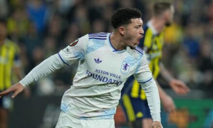 Sancho anota y Aston Villa avanza a octavos en Liga Europa con una victoria de 1-0 sobre Fenerbahce