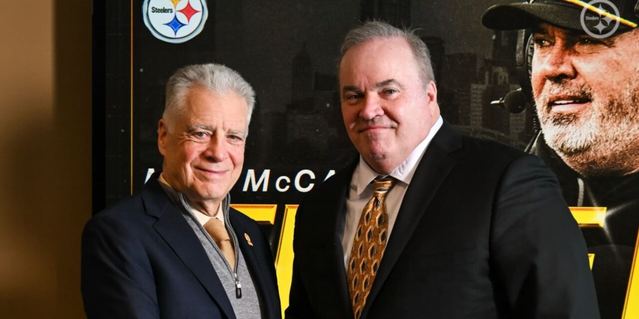 Los Steelers contratan a Mike McCarthy como entrenador en jefe
