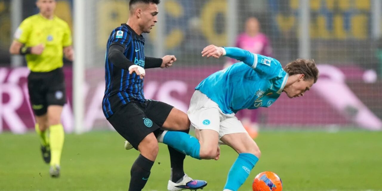 Inter y Napoli empatan y dejan abierta la carrera por el título de la Serie A